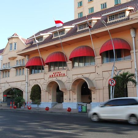 Arcadia Surabaya Hotel Kültér fotó