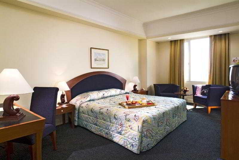 Arcadia Surabaya Hotel Kültér fotó
