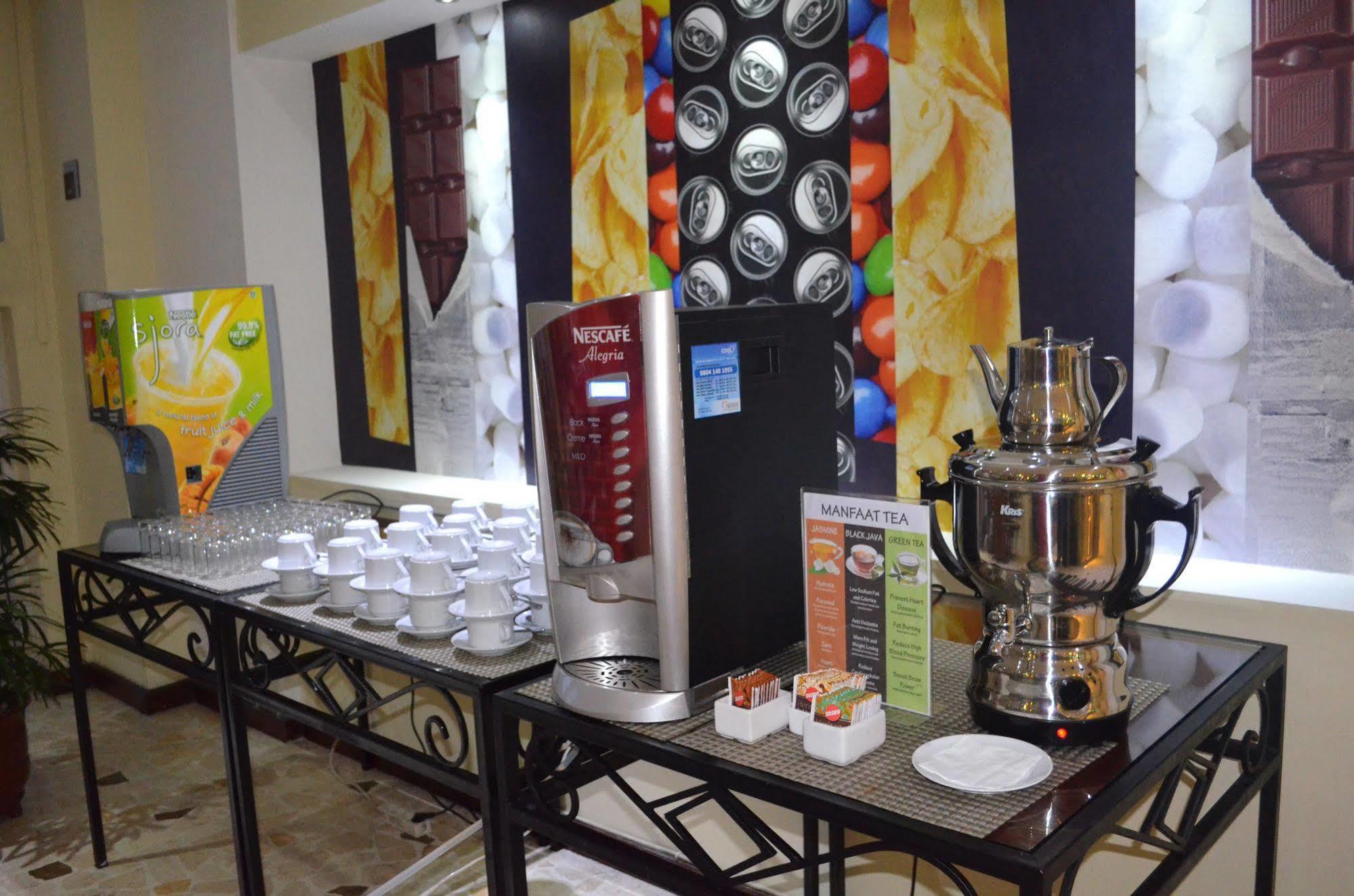 Arcadia Surabaya Hotel Kültér fotó