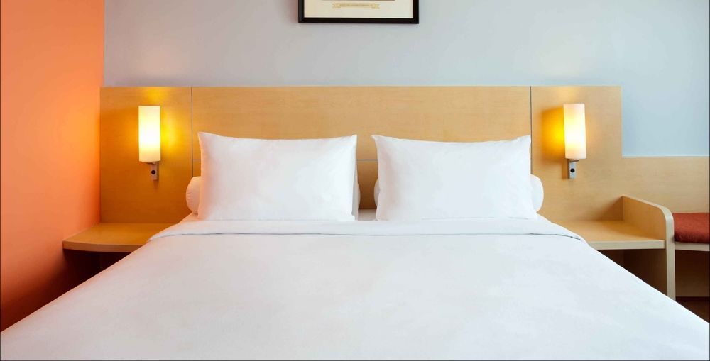 Arcadia Surabaya Hotel Kültér fotó